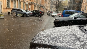 Мокрая пятница проводит петербуржцев на выходные: в городе станет холоднее