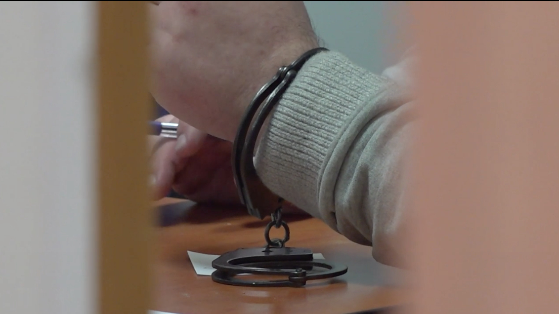 В Петербурге суд дал педофилу 20 лет «строгача» за многолетние растления пасынка и дочери знакомой